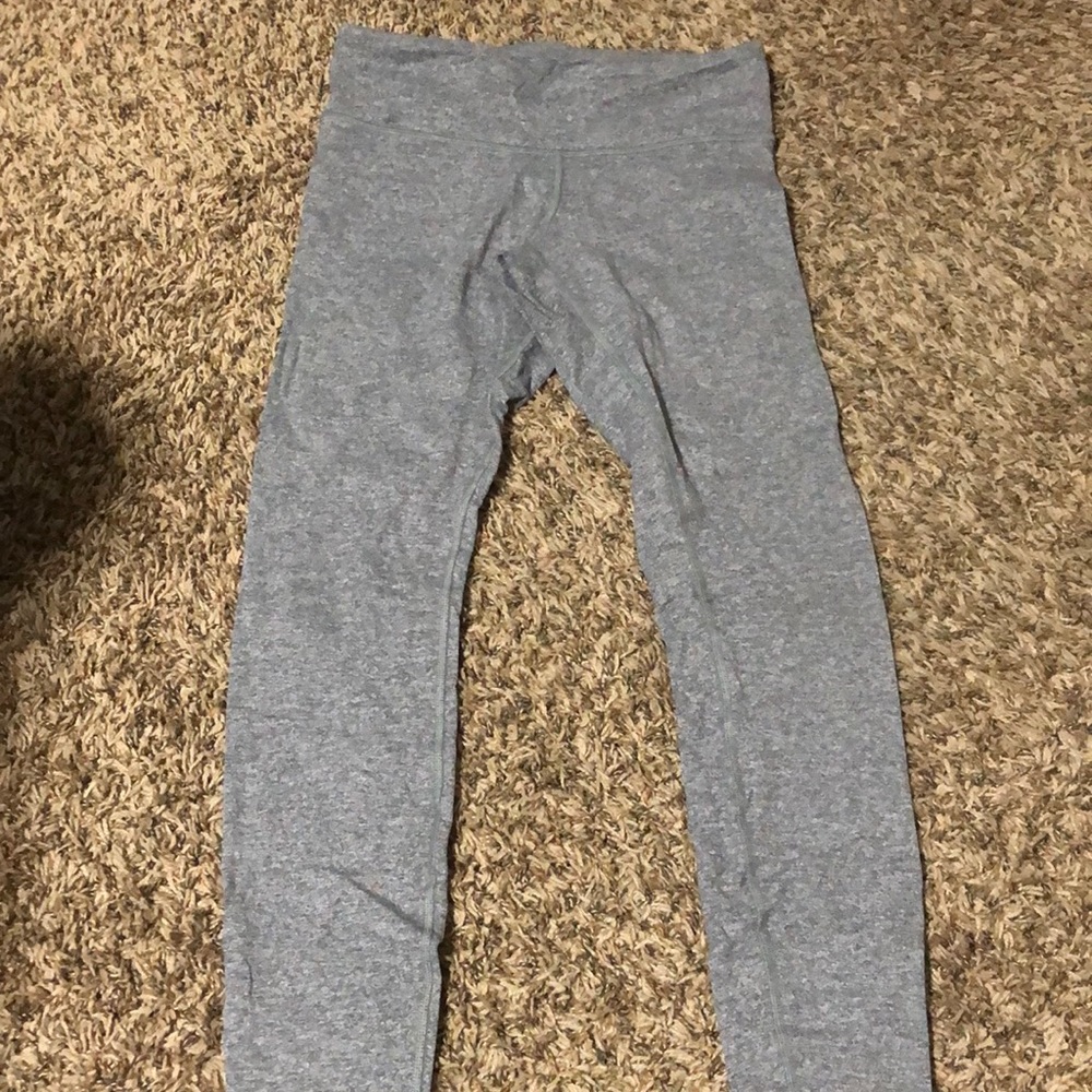 LULULEMON LEGGINGS size 6 medium waist